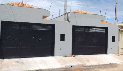 Casas novas de dois quartos em diversos bairros em Birigui