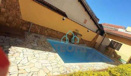 Casa com 4 dormitórios à venda, 350 m² por R$ 850.000,00 - Parque São Cristóvão - Taubaté/SP