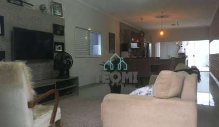Sobrado com 4 dormitórios (2 suítes) à venda, 550 m² por R$ 950.000 - Jardim Oasis - Taubaté/SP