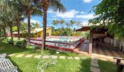 Chácara com 3 dormitórios sendo 1 suíte à venda, 2632 m² por R$ 1.915.000 - Quinta das Frutas - Taubaté/SP