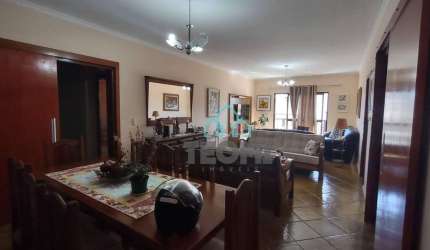 Apartamento com 3 dormitórios à venda, 125 m² por R$ 450.000,00 - Centro - Taubaté/SP