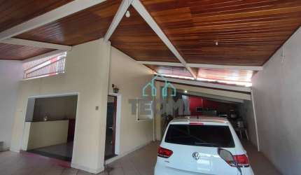 Sobrado com 4 dormitórios ( 1 Suíte ) à venda, 186 m² por R$ 600.000 - Esplanada Independência - Taubaté/SP