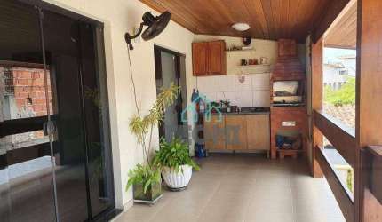 Sobrado com 3 dormitórios à venda, 238 m² por R$ 742.000,00 - Jardim Maria Emilia - Pindamonhangaba/SP