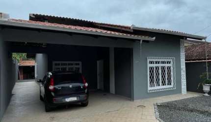 Casa com 3 quartos à venda no Iririú, Joinville , 140 m2 por R$ 595.000