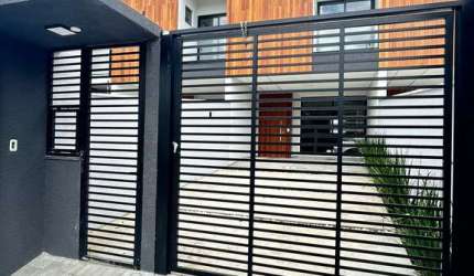 Casa com 3 quartos à venda no Iririú, Joinville , 105 m2 por R$ 574.000
