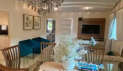 Casa com 4 quartos, semi mobiliada a Venda no Parque 10