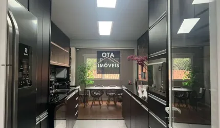 Casa em Condomínio para Venda em Cotia, Granja Viana, 3 dormitórios, 1 suíte, 3 banheiros, 2 vagas