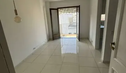 Apartamento tríplex para locação no Planalto Paulista