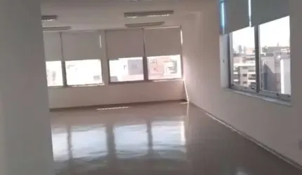 Andar comercial com 11 salas e 2 vagas de garagem no Jardim Paulista