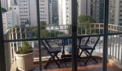 Apartamento de 2 quartos e 2 vagas de garagem, com armários embutidos 60m2