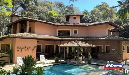 CASA DE ALTO PADRÃO EM CONDOMÍNIO FECHADO NA REGIÃO DA GRANJA VIANA