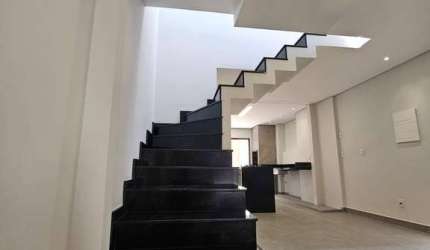 Sobrado Lindo e Maravilhoso em Mirandópolis