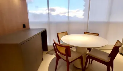 Apartamento decorado próximo ao Porto da Barra