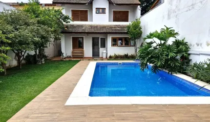 Imperdível: Casa à venda em Atibaia-SP, Vila Esperia Ou Giglio. 4 quartos, 4 suítes, 3 salas, 2 vagas de garagem, 400m².