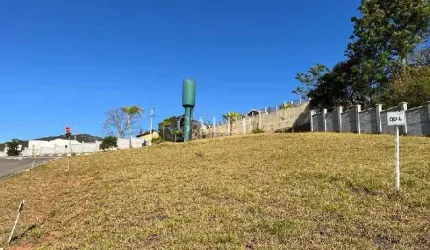 EXCELENTE TERRENO EM CONDOMINIO ALTO PADRÃO DENTRO DA CIDADE