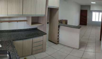 LINDA CASA COM ARMÁRIOS PLANEJADOS COM 318M² DE TERRENO NO JARDIM CEREJEIRAS!!