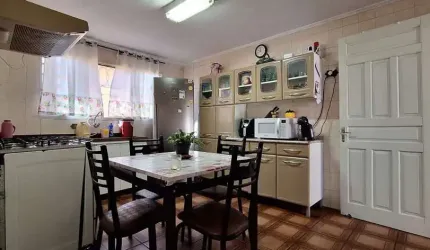 casa térrea no Atibaia Jardim, bem localizada!