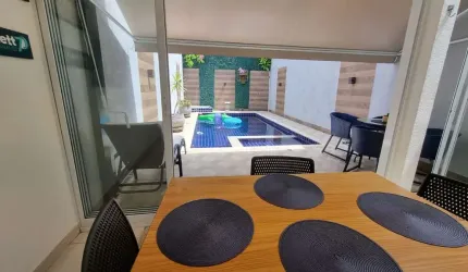 SOBRADO COM PISCINA PERTINHO DA ALAMEDA LUCAS