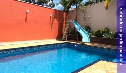 Imperdível oportunidade: Casa à venda em Atibaia-SP, Jardim Paulista - 4 quartos, 1 suíte, 1 sala, 4 banheiros, 4 vagas - 435m²
