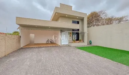 CASA TÉRREA 'DOIS EM UM' - Duas casas em um terreno à venda com total de 5 quartos
