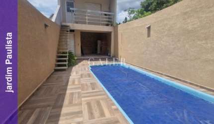 Imperdível Casa à Venda, jardim paulista em Atibaia-SP, 3 quartos, 1 suíte, 3 salas, piscina, 4 vagas, 300m²