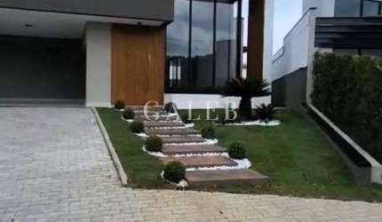 Imperdível: Casa à venda em Atibaia-SP, Condomínio Terras de Atibaia II, 3 quartos, 3 suítes, 2 salas, 4 banheiros, 4 vagas, 475,00 m².
