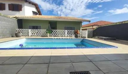 Casa à venda em Atibaia-SP, Loteamento Loanda: 3 quartos, 3 suítes, 2 salas, 5 banheiros, 3 vagas, 170m². Imperdível!