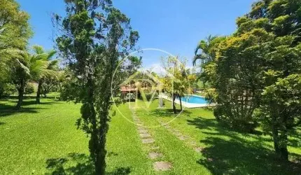 Linda chácara de 2.400m2 localizada em Boituva/ SP à venda por 790.000,00