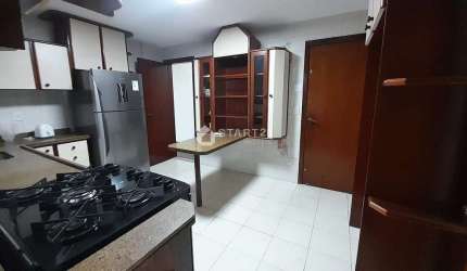 Oportunidade Imperdível: Apartamento Espaçoso e Confortável no Edifício Sparta, Centro de Barra Man