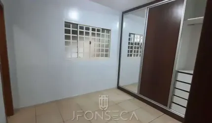 Casa a Venda com Aluguel - Res. Brisas da Mata