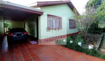 Casa térrea no Bairro Jardim das Américas 3 quartos 180m2