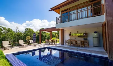 Excelente casa , de alto padrão, em Praia do Forte - aluguel anual