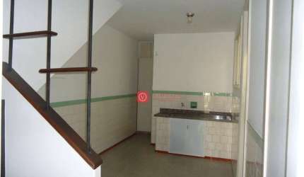 Apartamento Triplex à Venda em nas Braunes - Conforto e Espaço em Três Andares
