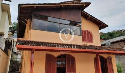 Casa com 3 dormitórios à venda, 150 m² por R$ 590.000,00 - Loteamento Sitio Jacina - Nova Friburgo/RJ