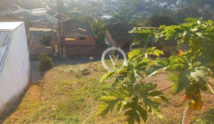 Obra para várias kitnets interrompida à venda em Nova Suíça com terreno de 370 Mil