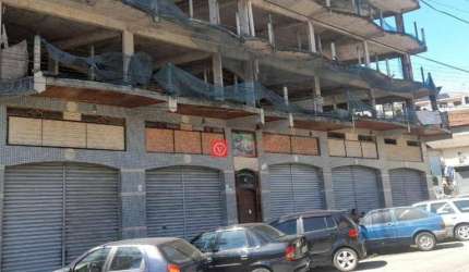 Prédio composto por 6 lojas em Olaria