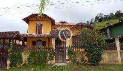Casa à venda no Lumiar com 5 quartos e piscina