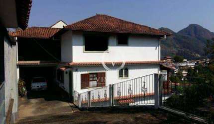 São 2 casas nas braunes
