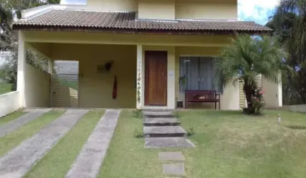 CASA COM 3 DORMITÓRIOS À VENDA, 200 M² POR R$ 640.000