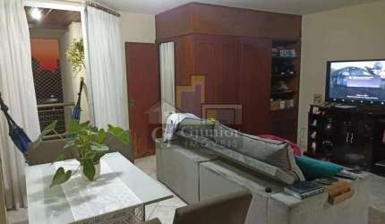 1 Dormitório com armário e sacada, Centro, Campinas (SP) - AP601