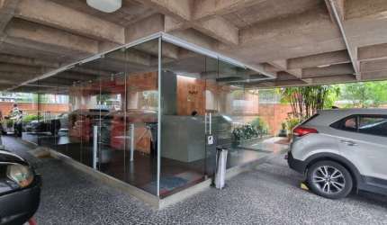 Conjunto comercial para venda, 100m²