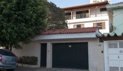 Casa tipo para venda com 3 quartos, sendo 1 suíte, 280m²