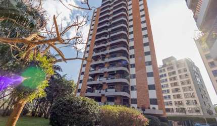 Apartamento tipo para venda com 4 quartos, sendo 3 suítes, 152m²