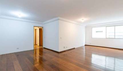 Apartamento tipo para venda com 3 quartos, sendo 1 suíte, 150m²