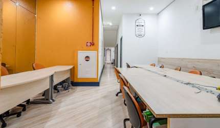 Conjunto comercial para venda, 165m²