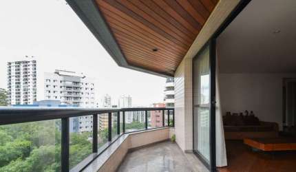 Apartamento tipo para venda com 4 quartos, sendo 3 suítes, 160m²