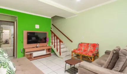 Sobrado para venda com 2 quartos, sendo 1 suíte, 95m²