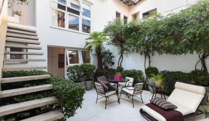 Sobrado para venda com 2 quartos, sendo 1 suíte, 155m²