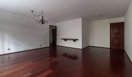Apartamento tipo para venda com 3 quartos, sendo 1 suíte, 140m²