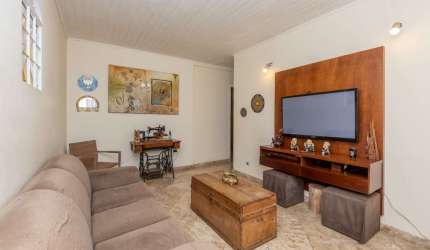 Casa tipo para venda com 3 quartos, sendo 1 suíte, 137m²